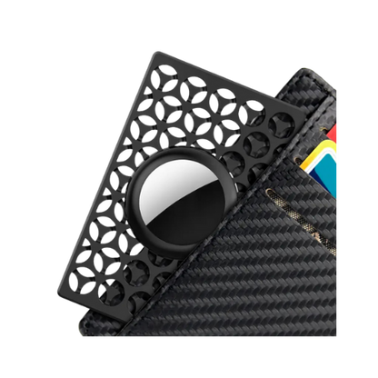 Mönstrad kortbehållare för spårare